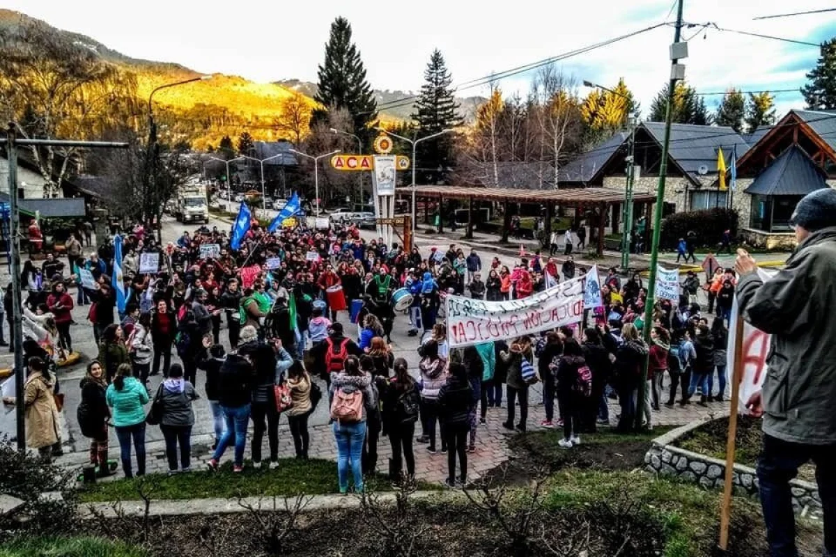 Angostura: Vecinos marchan por falta de gas y otros reclamos | Diario 7 ...