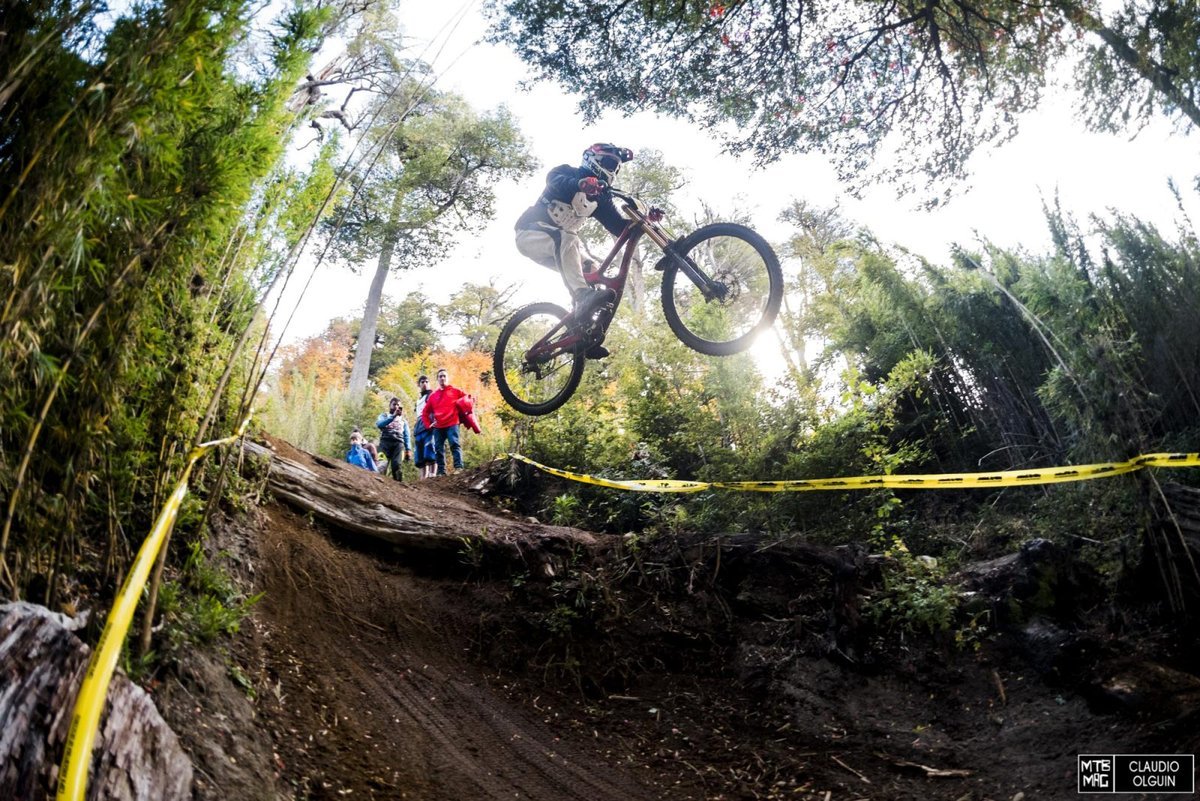 Cerro Bayo y Villa La Angostura ser&aacute;n sede de un evento mundial de ciclismo en 2022