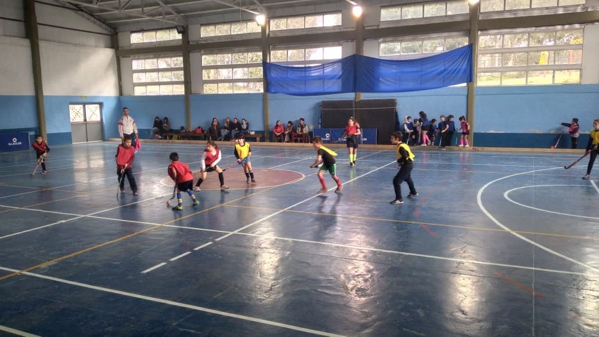 Uno de los torneos que jugaron los ni&ntilde;os de Villa La Angostura