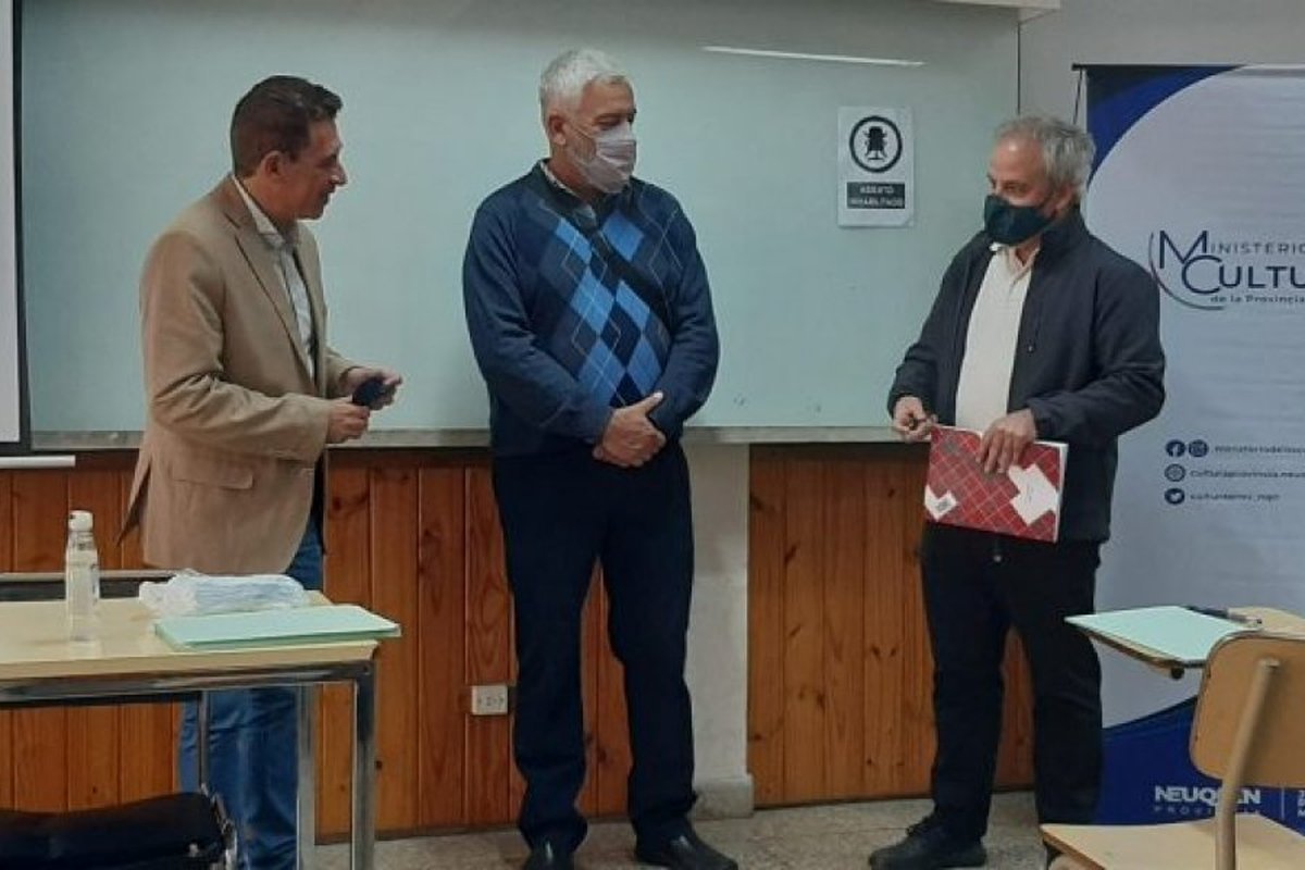 Capacitaci&oacute;n en San Mart&iacute;n de los Andes sobre arte rupestre y patrimonio cultural