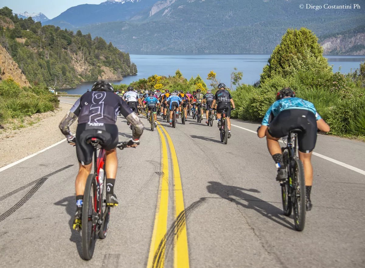 Corte total de la Ruta 40 para el Gran Fondo Siete Lagos.