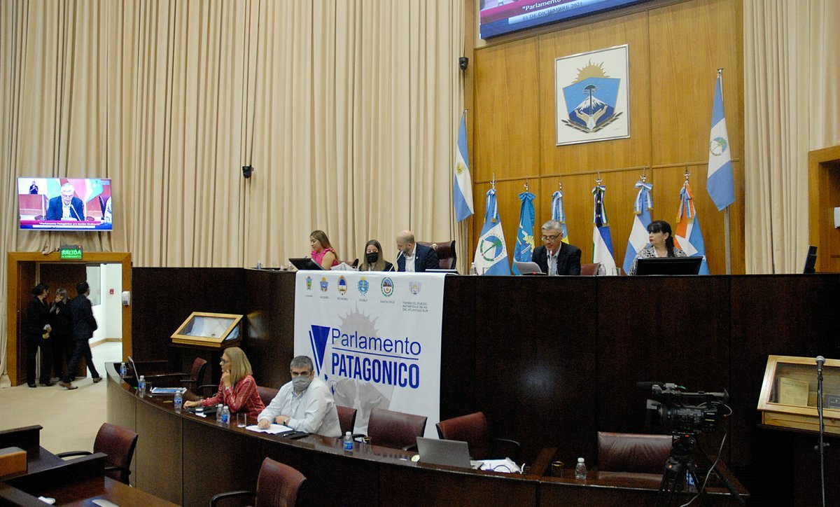 El Parlamento Patag&oacute;nico sesion&oacute; en la Legislatura de Neuqu&eacute;n