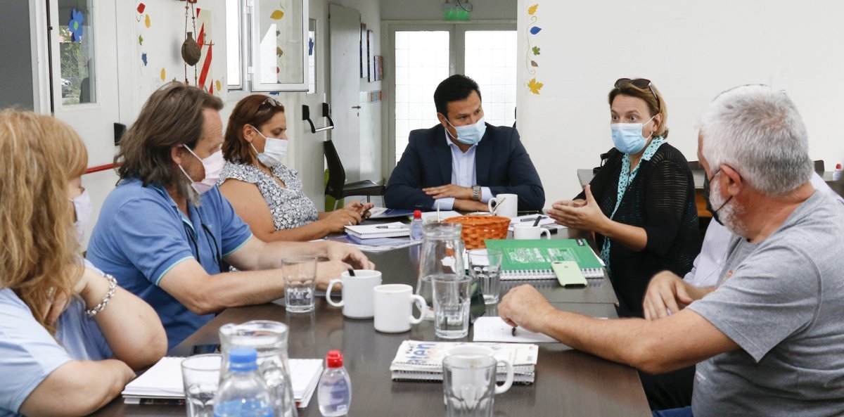 Autoridades educativas de Neuqu&eacute;n se reunieron para hablar del ciclo lectivo 2022