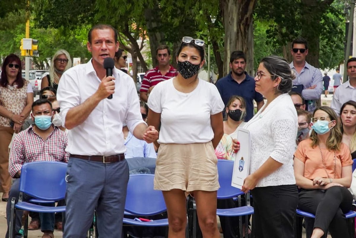 Omar Guti&eacute;rrez junto a Mar&iacute;a Eugenia Ferrareso.