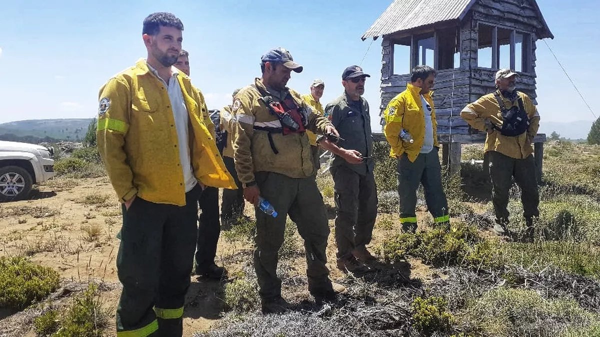Incendios en Quill&eacute;n: Llegan refuerzos de aeronaves