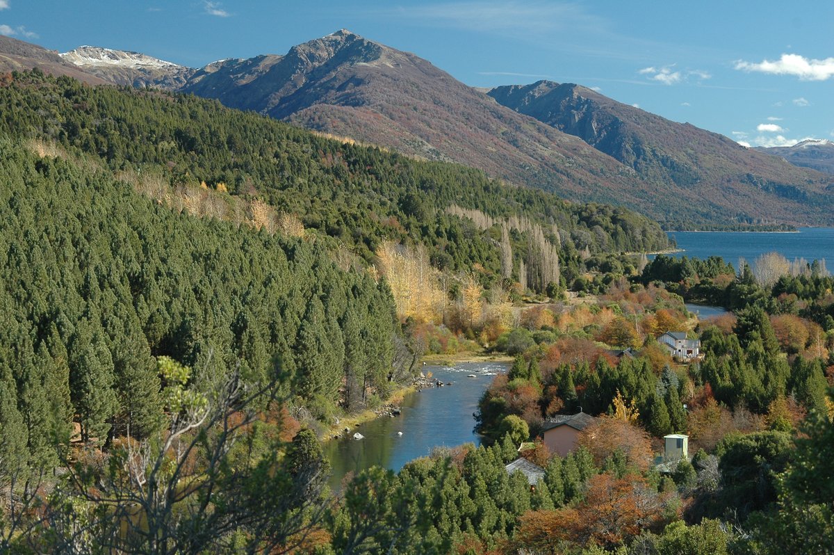 Turismo: Los bellos paisajes que se pueden encontrar en este poblado que se encuentra entre San Mart&iacute;n de los Andes y Villa La Angostura.