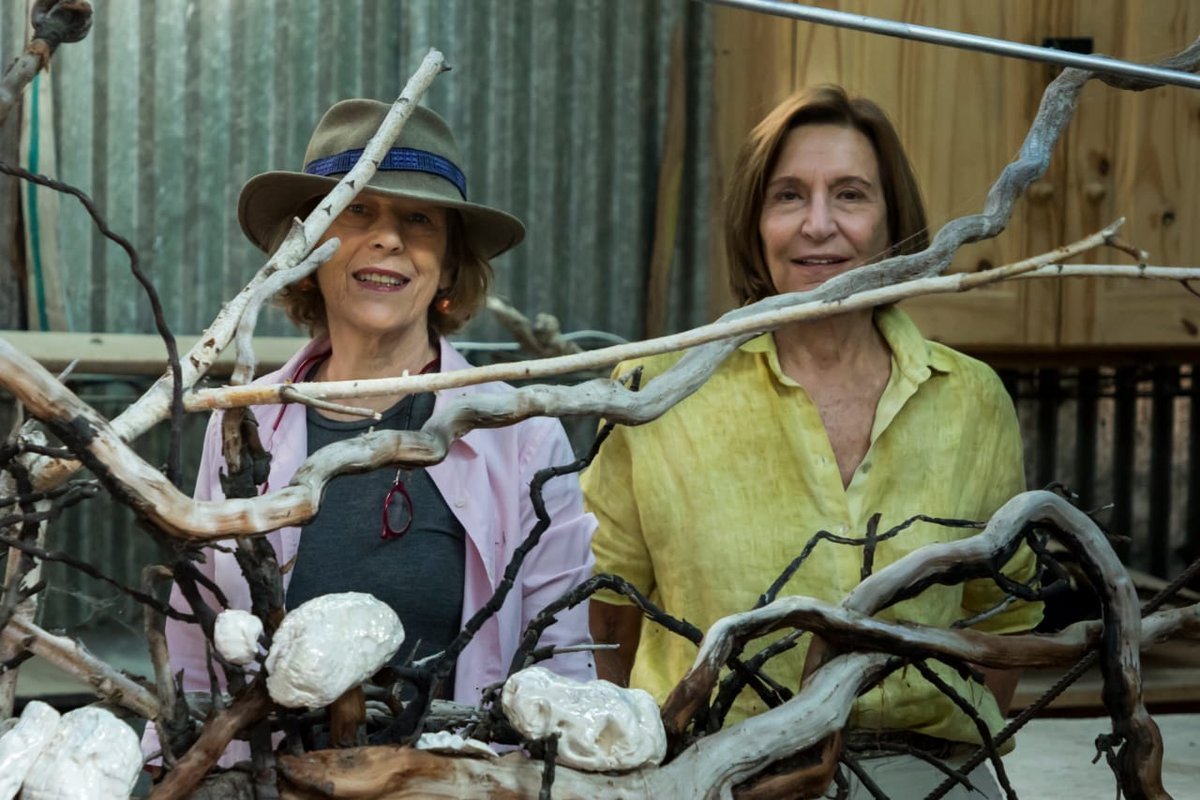 Las artistas presentan sus obras en la muestra de la sala de San Mart&iacute;n