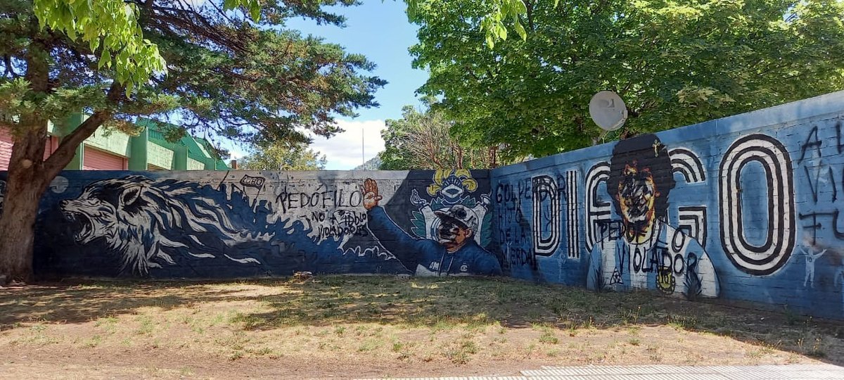 El mural de Diego Maradona en San Mart&iacute;n de los Andes hab&iacute;a sido vandalizado.