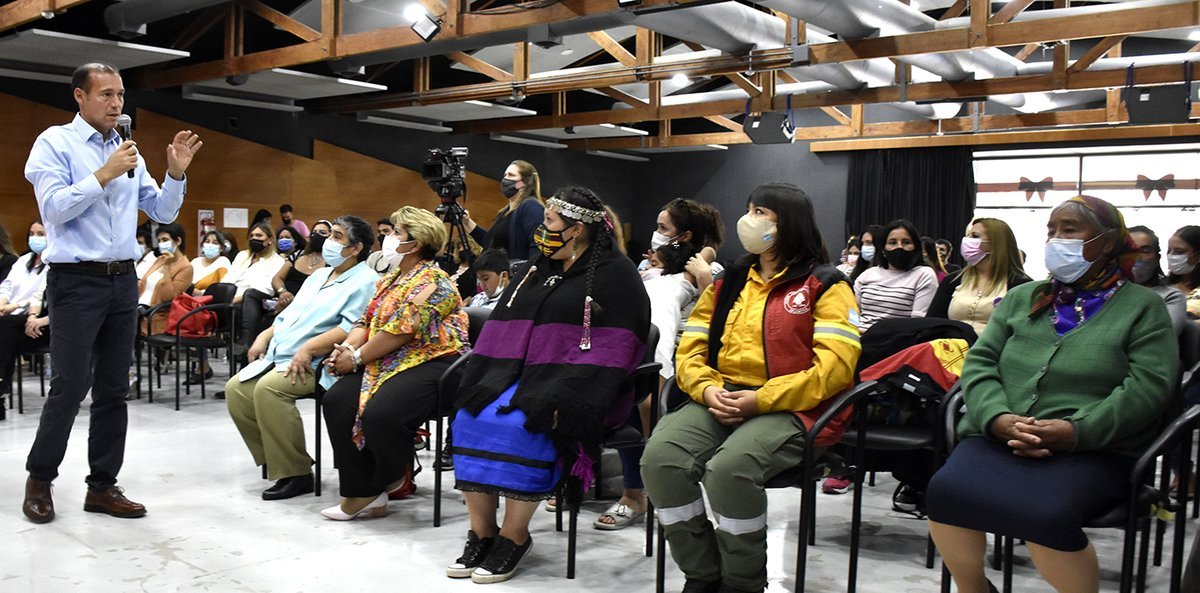 Premiaron a 11 mujeres destacadas en Neuqu&eacute;n
