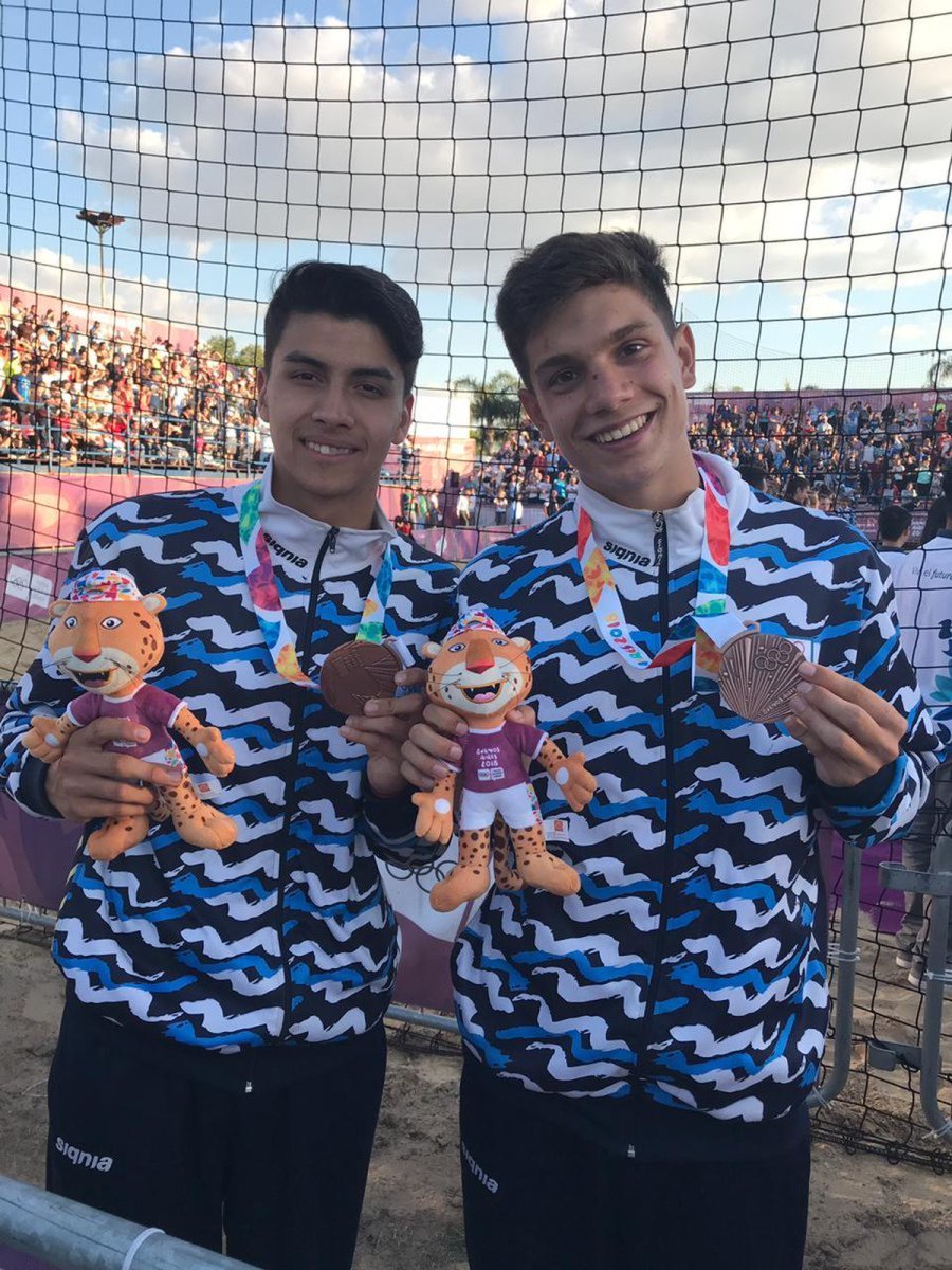 Nicol&aacute;s Millet (derecha) es uno de los representantes de Neuqu&eacute;n: fue bronce ol&iacute;mpico juvenil en 2018