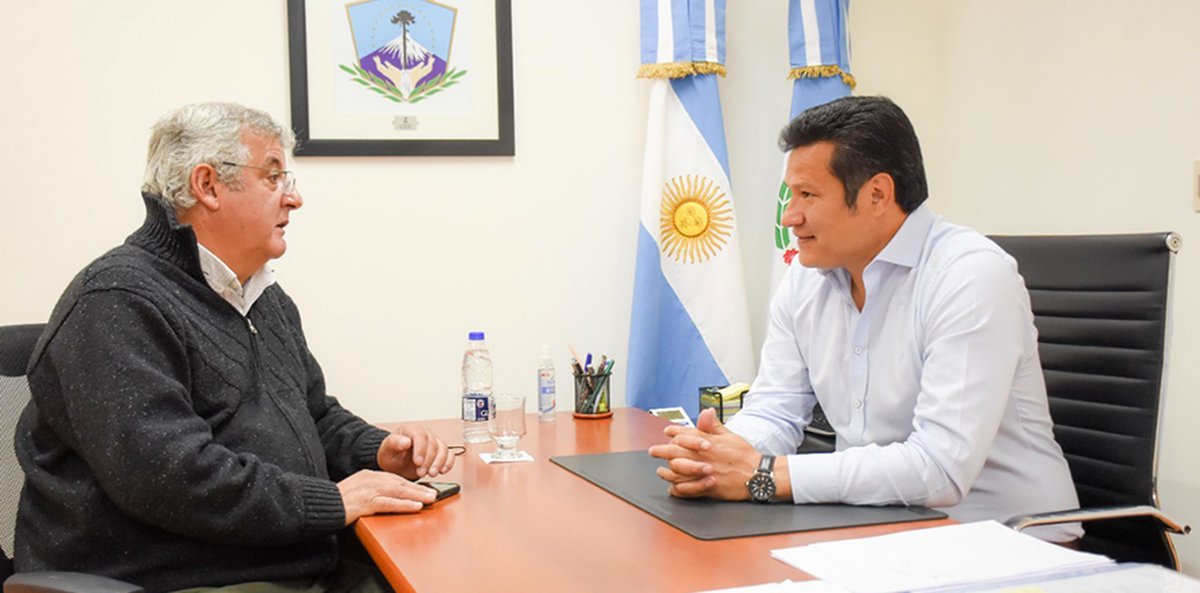 Llancafilo y Corazini se reunieron para hablar sobre el avance de las obras en Jun&iacute;n de los Andes
