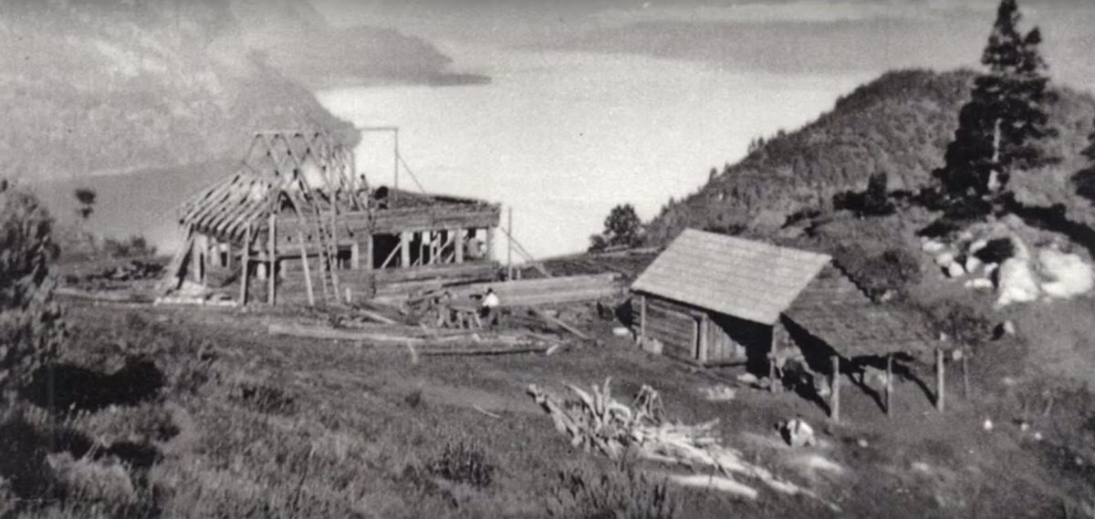 Desde la Casa de t&eacute; Arrayan se obtienen vistas panor&aacute;micas de San Mart&iacute;n de los Andes y el Lago L&aacute;car