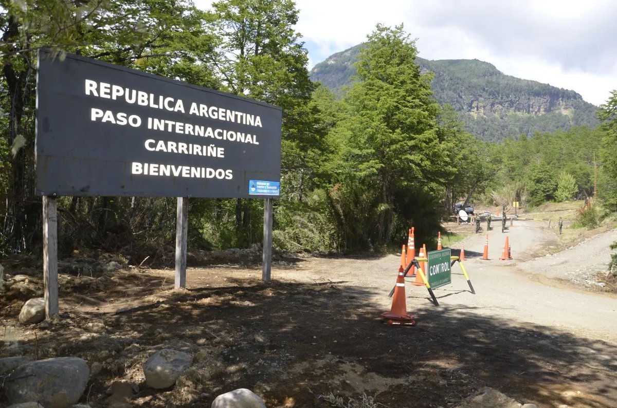 Fronteras: El paso &nbsp;Carirri&ntilde;e permite unir Jun&iacute;n y San Mart&iacute;n de los Andes con la regi&oacute;n de Los Lagos en Chile