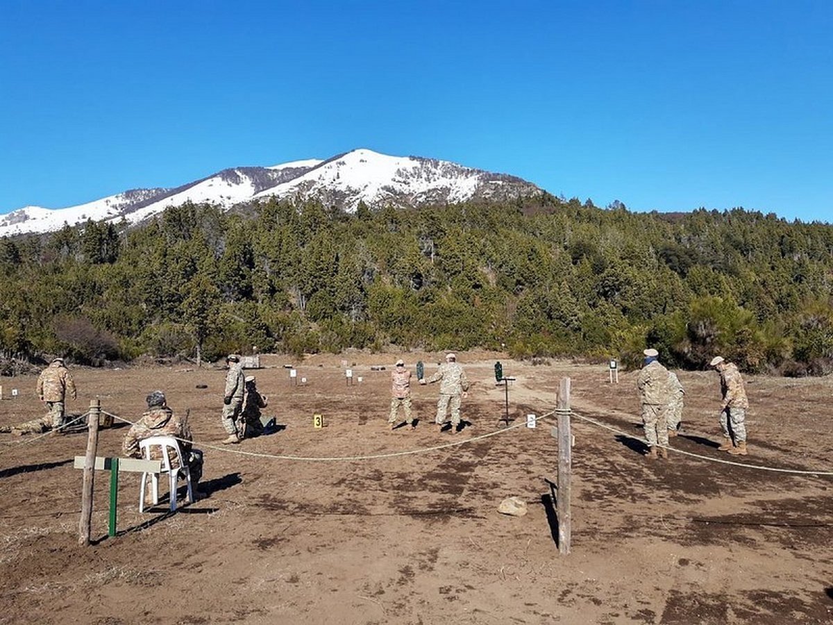 En 2020 el Ej&eacute;rcito ingres&oacute; a las tierras de Bariloche pertenecientes a la comunidad mapuche y surgi&oacute; la pol&eacute;mica
