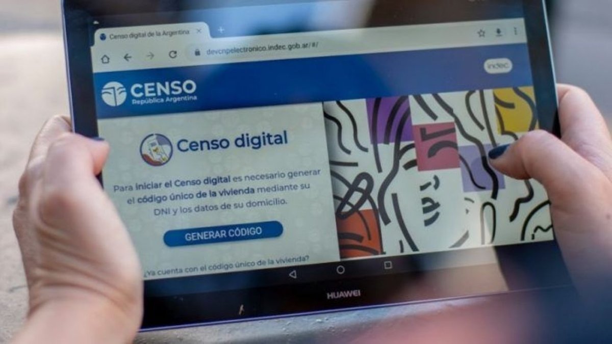 La Polic&iacute;a de Neuqu&eacute;n recomend&oacute; realizar el Censo 2022 de manera online.