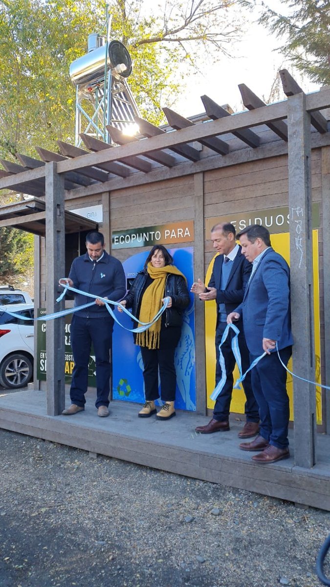 Este lunes se inaugur&oacute; el primer ecopunto de Villa la Angostura
