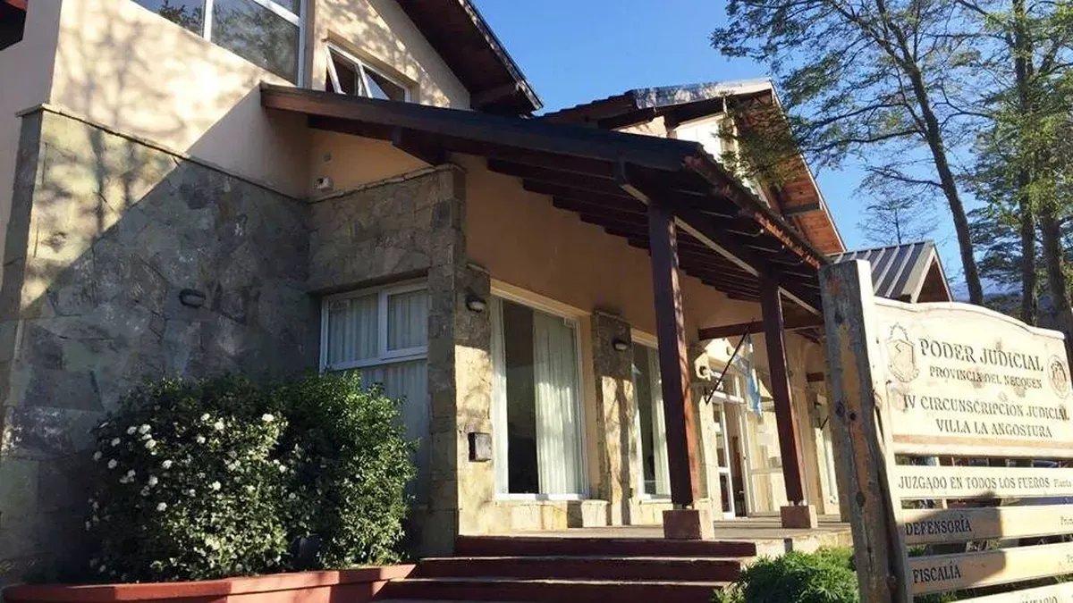 La audiencia se realiz&oacute; en el Poder Judicial de Villa La Angostura.