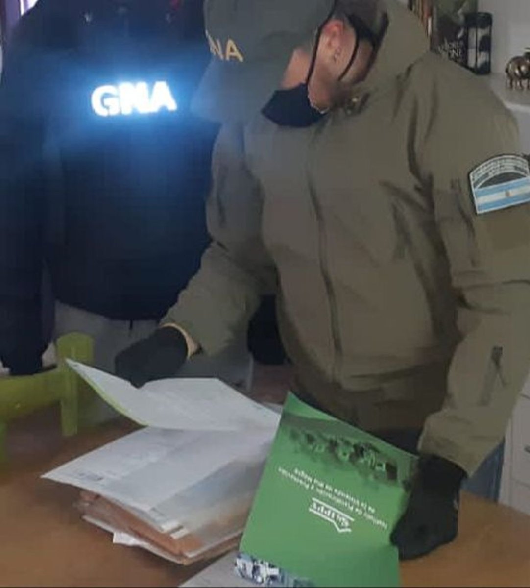 Para dar con los integrantes de la banda, se realizaron allanamientos en Bariloche.
