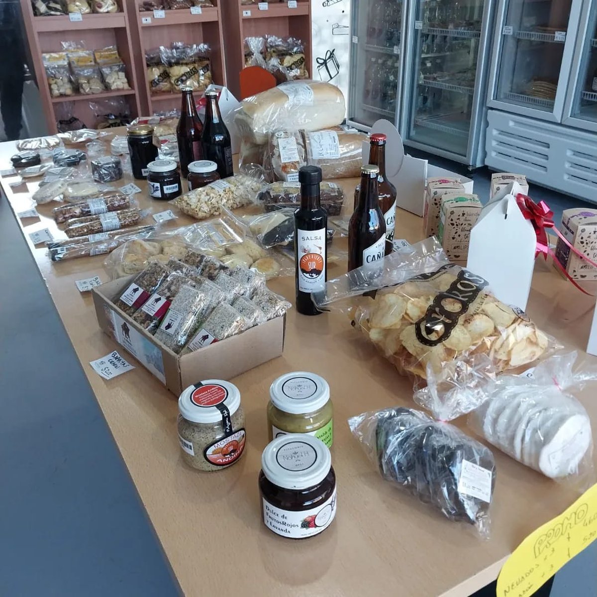 Bariloche: el mercado cedido por el municipio, donde emprendedores ofrecen sus productos&nbsp;