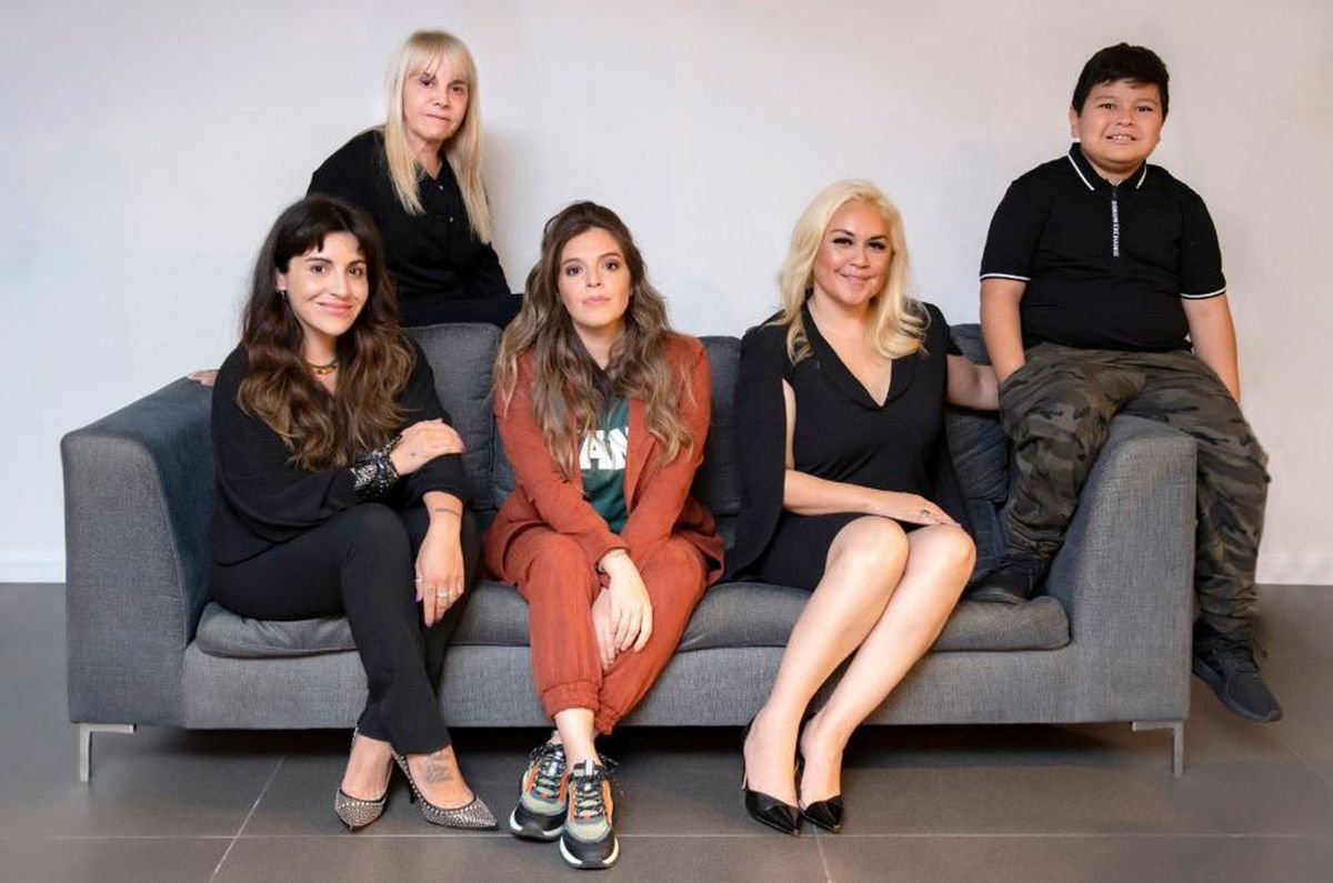Villafa&ntilde;e y Ojeda estaban en buenos t&eacute;rminos. Hace unos meses, se unieron con los herederos para pedir justicia por Diego Maradona, pero todo qued&oacute; atr&aacute;s luego de la discusi&oacute;n en el programa.