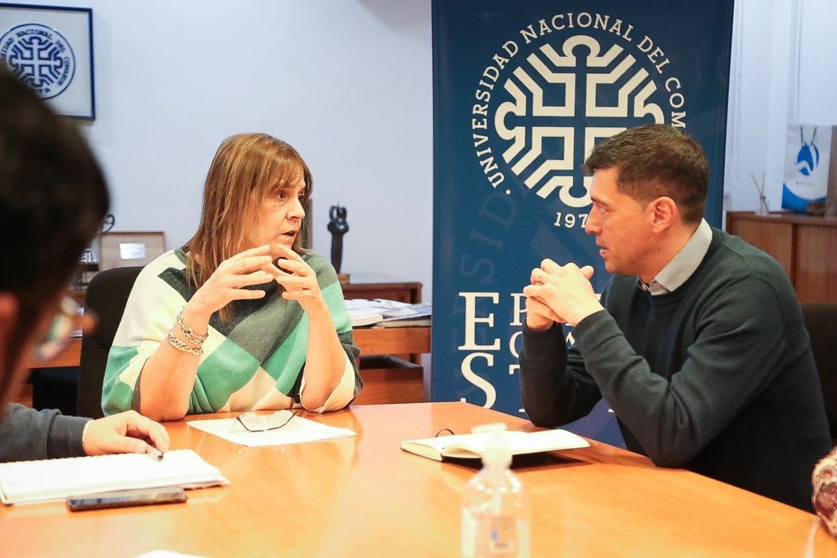 Marcos Koopmann, se reuni&oacute; con la nueva rectora de la UNCo, Beatriz Gentile.