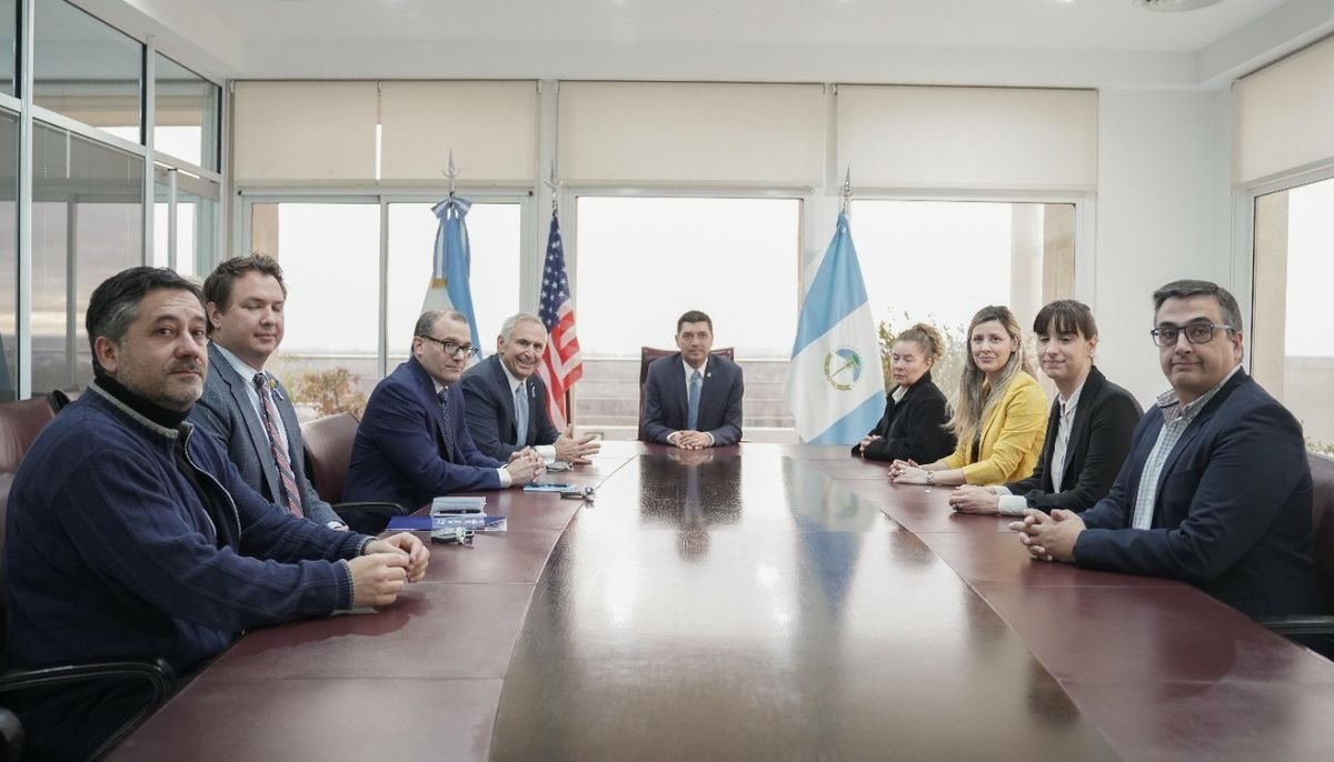 Koopmann se reuni&oacute; con el embajador de Estados Unidos.