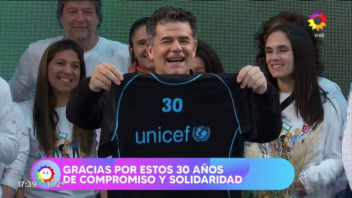 Referente de la televisi&oacute;n y conductor hist&oacute;rico del programa, Juli&aacute;n Weich recibi&oacute; un reconocimiento&nbsp;