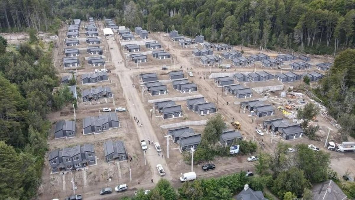 Emergencia habitacional en Villa La Angostura.