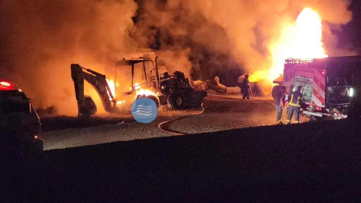 Ataque incendiario en Villa La Angostura.