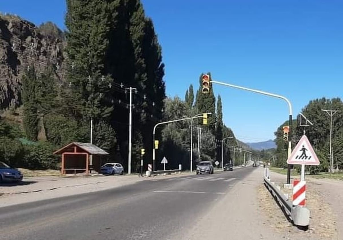 San Mart&iacute;n de los Andes: controles de cruce de sem&aacute;foro en rojo y de velocidad (imagen de archivo)