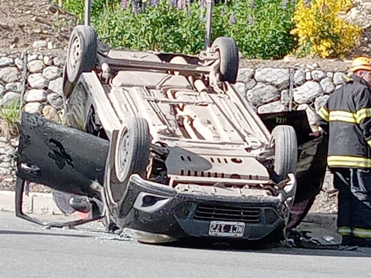 Accidente camino al centro de Villa La Angostura