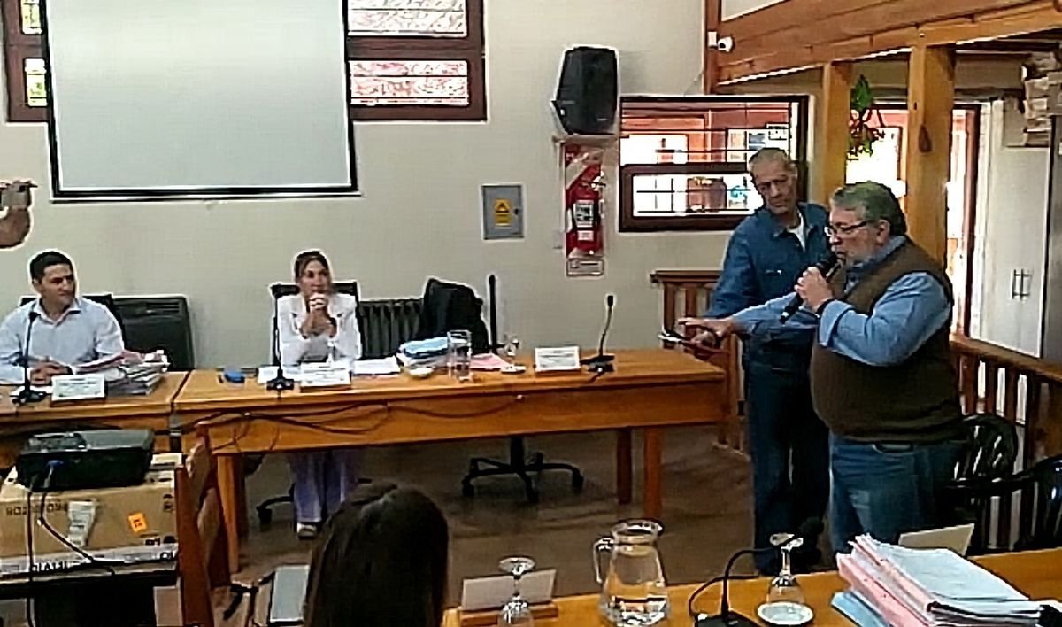 Jur&oacute; el Defensor del Pueblo de San Mart&iacute;n de los Andes.