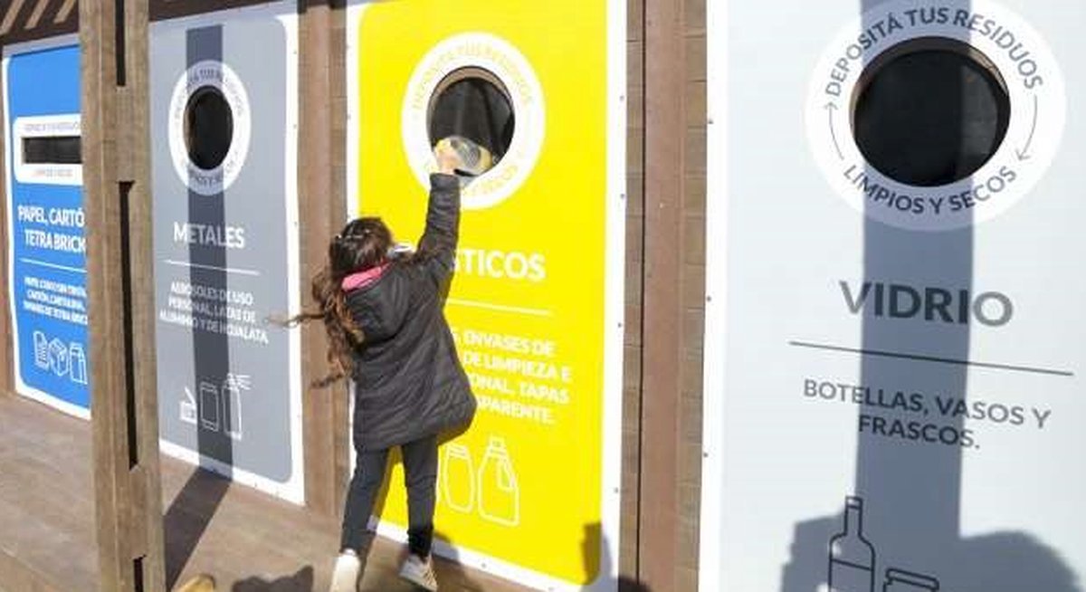 Villa La Angostura: c&aacute;maras de seguridad en el Ecopunto.