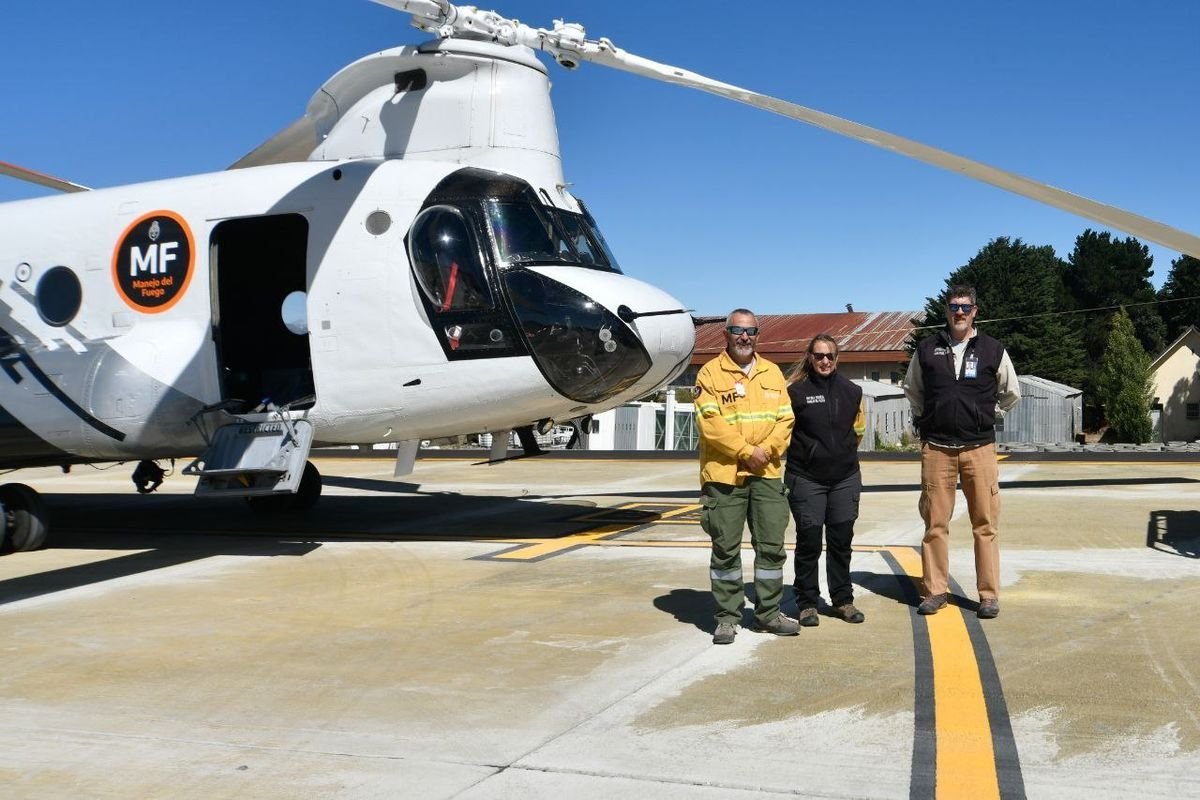 Ya est&aacute; operativa la aeronave para incendios forestales en la Patagonia.