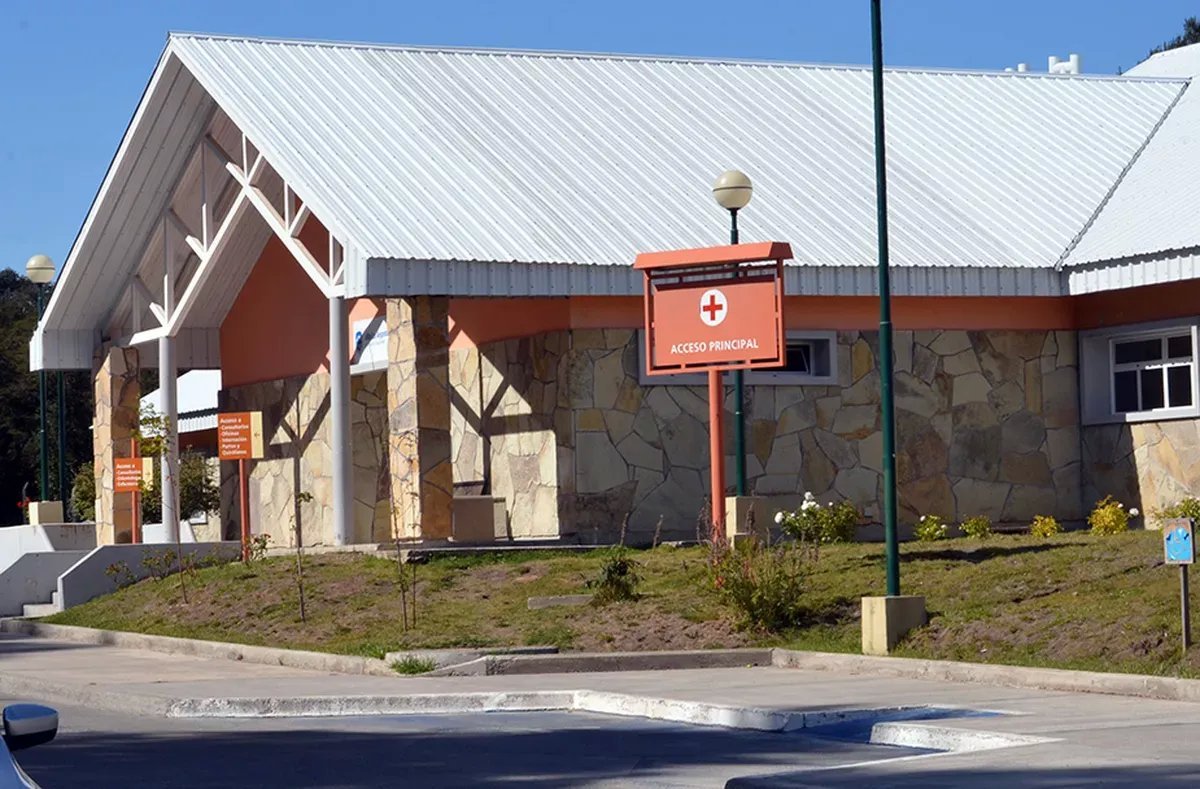 Hospital Dr. Oscar Arraiz (Villa La Angostura - Neuqu&eacute;n)