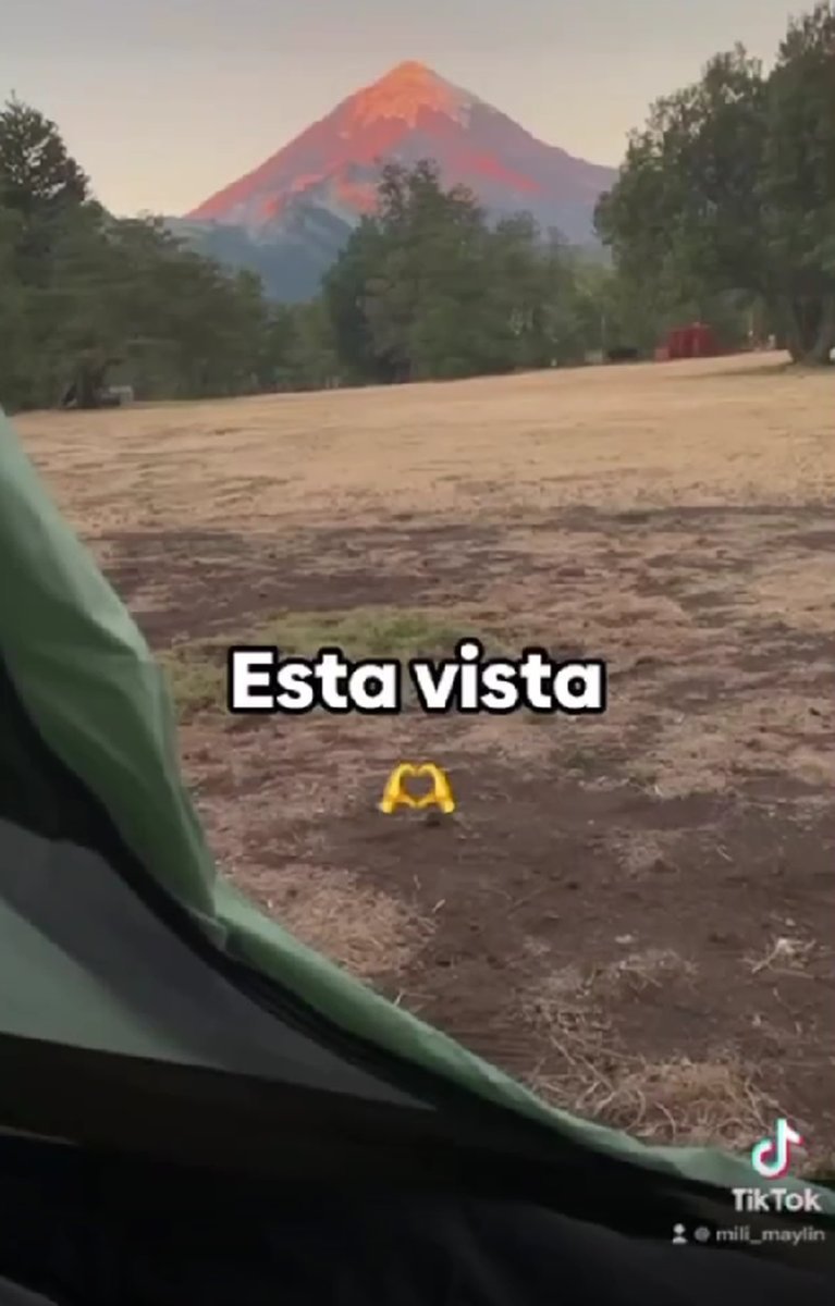Horacio Rodr&iacute;guez Larreta y su novia acamparon en San Mart&iacute;n de los Andes.