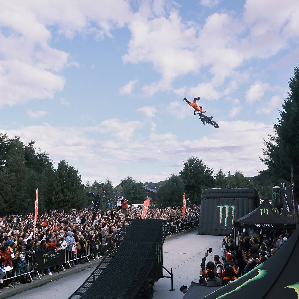 El show de freestyle de Monster. Cr&eacute;dito de la foto: Sacha Kuryluk.