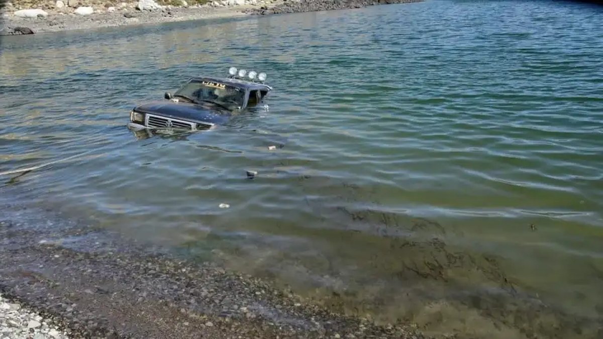 Neuqu&eacute;n: prohiben la pesca en una laguna por contaminaci&oacute;n.