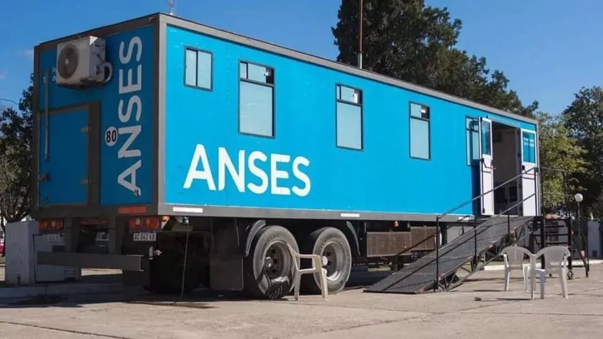 Nuevo operativo de ANSES en San Mart&iacute;n de los Andes.