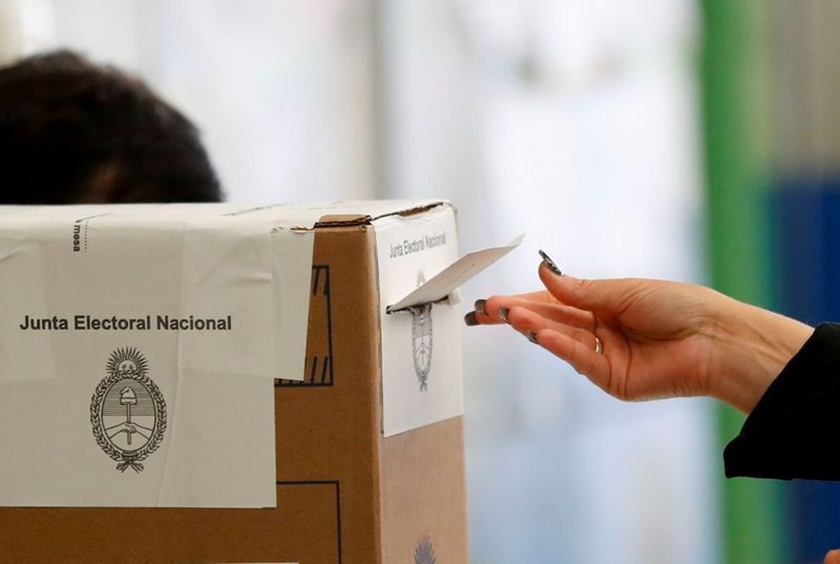El Movimiento Popular Neuquino presenta sus candidatos para las Paso.