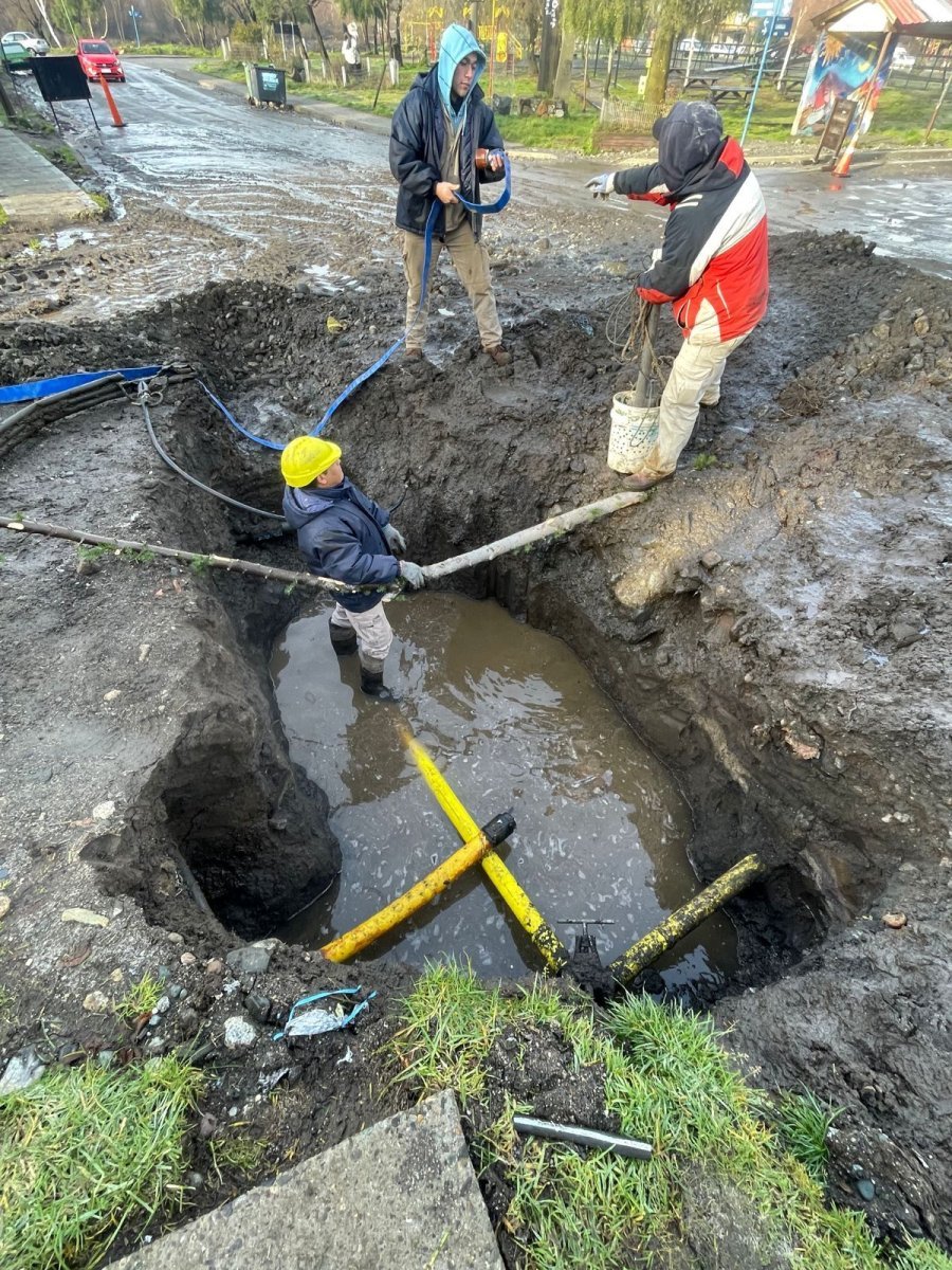 Obra red de gas, barrio 24 Viviendas (V. La Angostura)