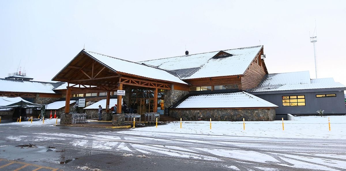 Aeropuerto Chapelco (San Mart&iacute;n de los Andes - Pcia. del Neuqu&eacute;n)