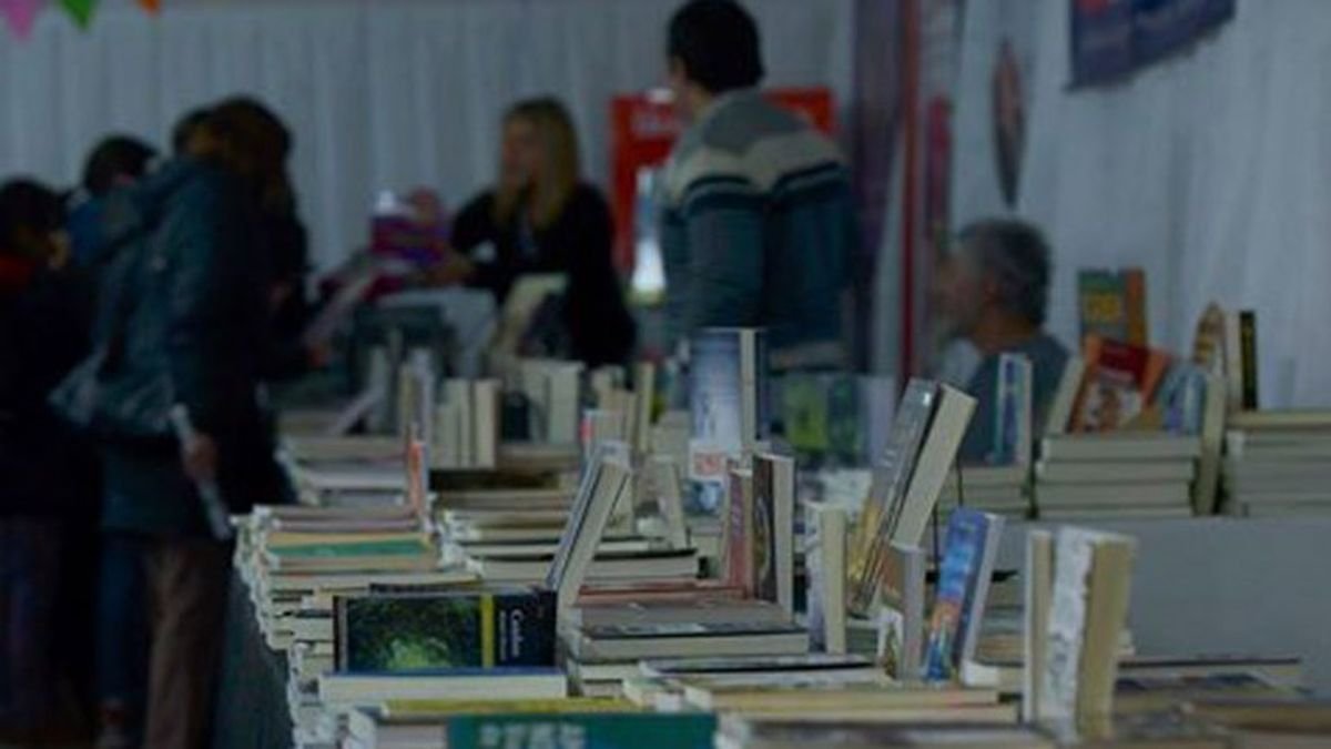 San Mart&iacute;n de los Andes: convocatoria a la feria del libro.