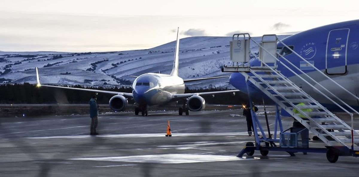 San Mart&iacute;n de los Andes: arrib&oacute; el primer vuelo de Brasil.