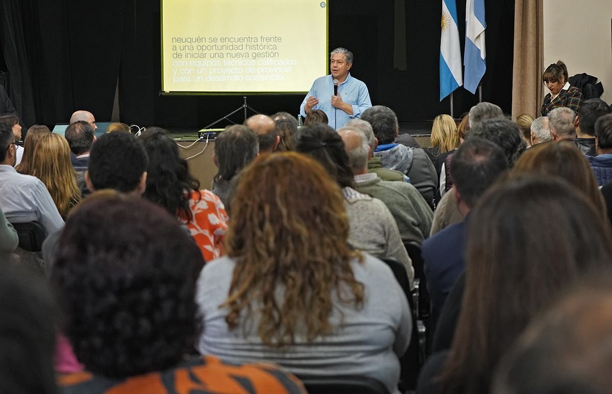 Rolando Figueroa - gobernador electo de Neuqu&eacute;n