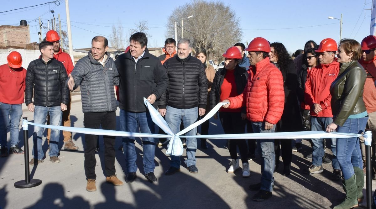 Alberto Fern&aacute;ndez llega a Neuqu&eacute;n para entregar viviendas