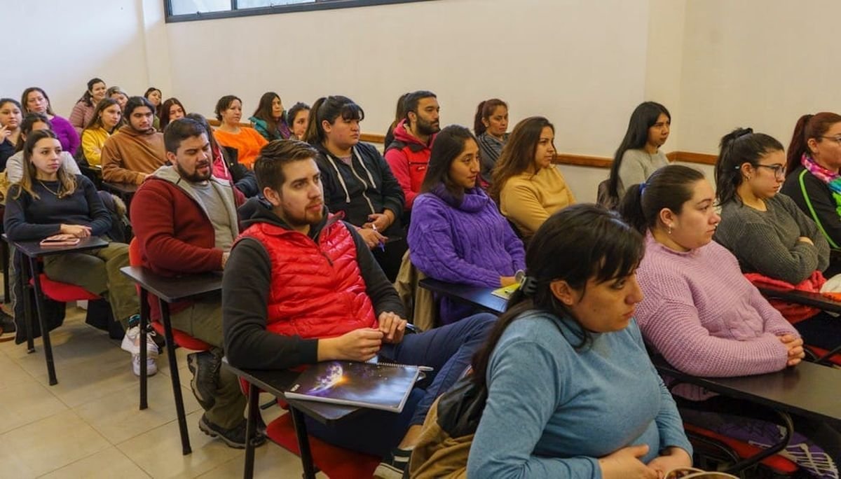 Alumnos y alumnas de Enfermer&iacute;a (San Mart&iacute;n de los Andes)