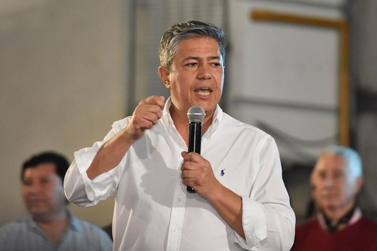 Rolando Figueroa viaja a Buenos Aires por la obra p&uacute;blica.