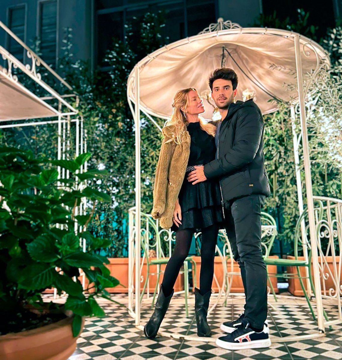 Nicole Neumann y Manu Urcera.