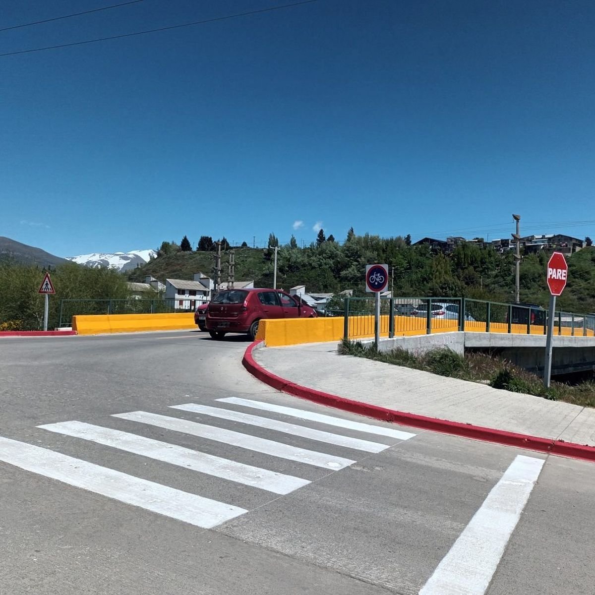 Demarcaci&oacute;n vial en Bariloche